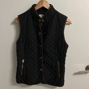 G.H. Bass & Co. quilted vest